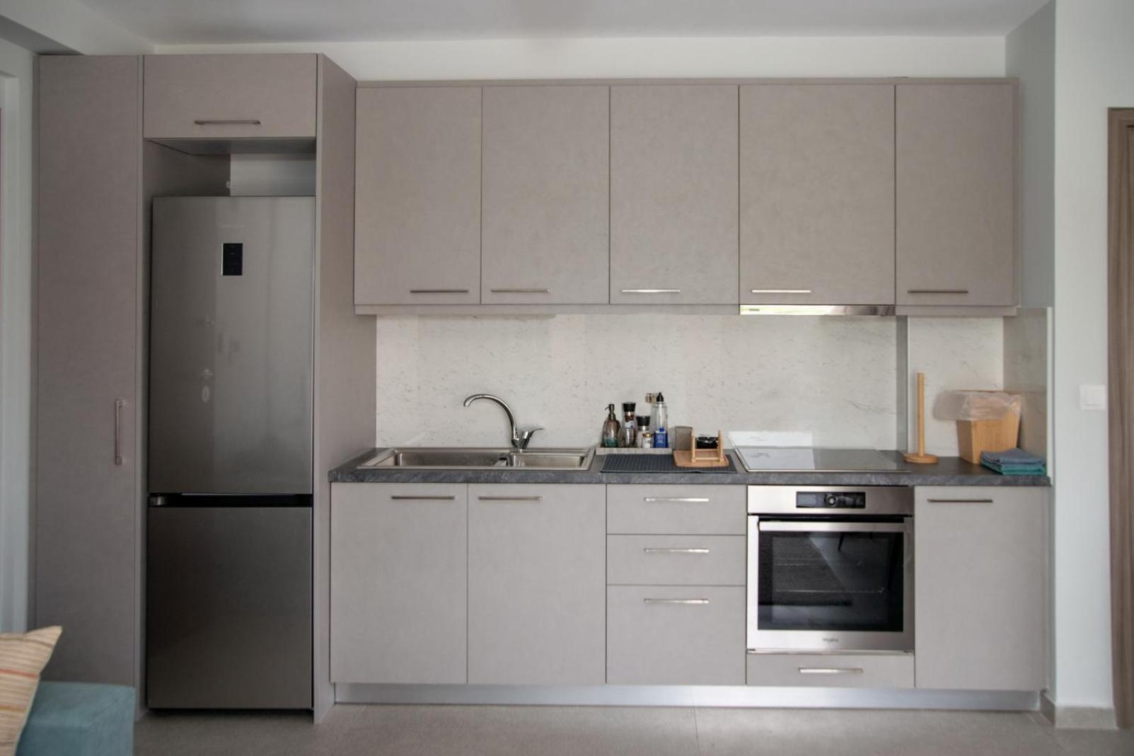 Eugea Apartments Лефкада Экстерьер фото
